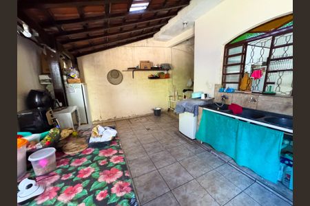 Casa à venda com 475m², 4 quartos e 6 vagasÁrea de Serviço