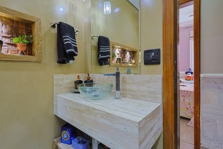 Apartamento à venda com 150m², 3 quartos e 1 vagaLavabo