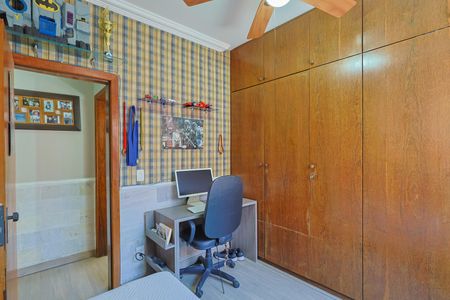 Apartamento à venda com 150m², 3 quartos e 1 vagaQuarto 2