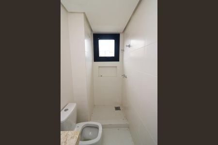 Apartamento à venda com 203m², 3 quartos e 2 vagas Apartamento à venda com 203m², 3 quartos e 2 vagasBanheiro da Suíte 1