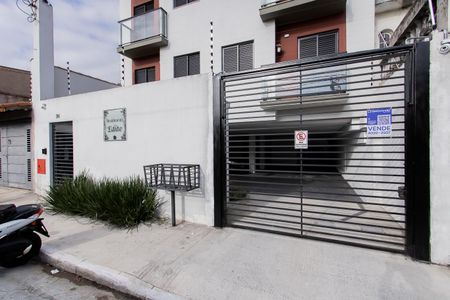 Apartamento à venda com 49m², 2 quartos e sem vaga Apartamento à venda com 49m², 2 quartos e sem vagaFachada + Placa