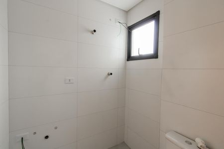 Apartamento à venda com 49m², 2 quartos e sem vaga Apartamento à venda com 49m², 2 quartos e sem vagaBanheiro