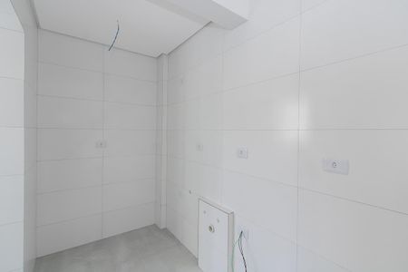 Apartamento à venda com 49m², 2 quartos e sem vaga Apartamento à venda com 49m², 2 quartos e sem vagaBanheiro