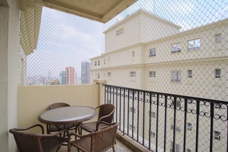 Apartamento à venda com 324m², 4 quartos e 4 vagasVaranda da Sala
