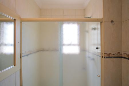 Apartamento à venda com 324m², 4 quartos e 4 vagasBanheiro da Suíte 3