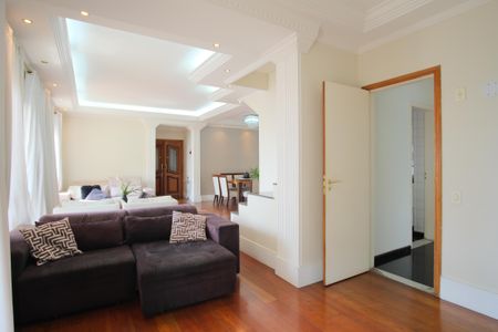 Apartamento à venda com 324m², 4 quartos e 4 vagasSala de TV