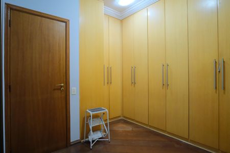Apartamento à venda com 324m², 4 quartos e 4 vagasCloset da Suíte 4