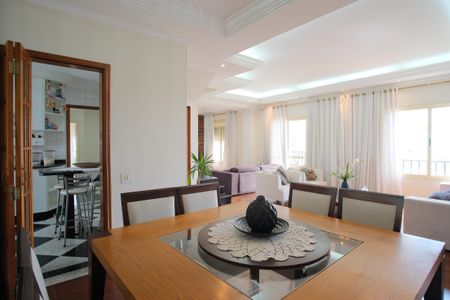 Apartamento à venda com 324m², 4 quartos e 4 vagasSala de Jantar