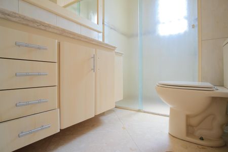 Apartamento à venda com 324m², 4 quartos e 4 vagasBanheiro da Suíte 3