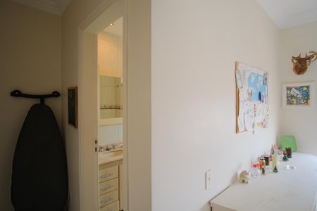 Apartamento à venda com 324m², 4 quartos e 4 vagasCloset da Suíte 3