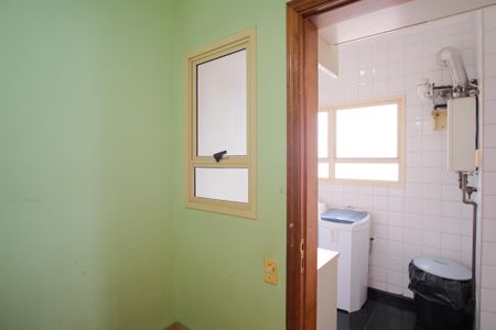 Apartamento à venda com 324m², 4 quartos e 4 vagasQuarto de Serviço