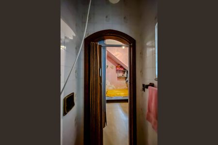 Casa à venda com 300m², 3 quartos e 4 vagasBanheiro de serviço