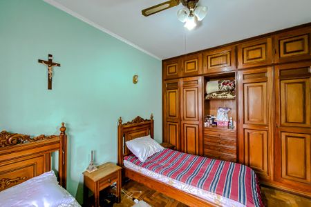 Casa à venda com 300m², 3 quartos e 4 vagasQuarto 2