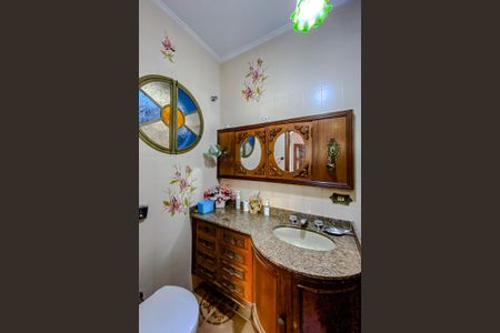 Casa à venda com 300m², 3 quartos e 4 vagasBanheiro da Suíte