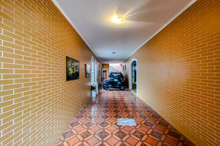 Casa à venda com 300m², 3 quartos e 4 vagasGaragem