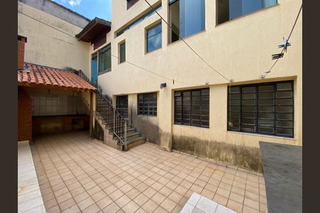 Casa à venda com 340m², 5 quartos e 4 vagasÁrea Externa