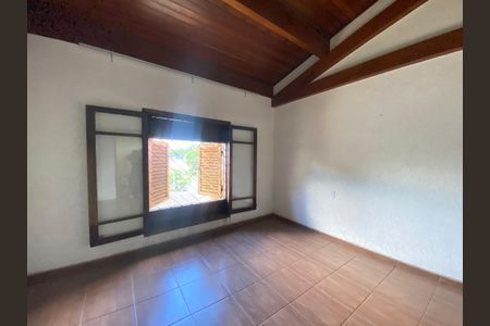 Casa à venda com 340m², 5 quartos e 4 vagasSuíte 1