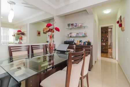 Apartamento à venda com 65m², 2 quartos e 1 vagaSala