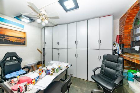 Casa para alugar com 480m², 5 quartos e 4 vagasEscritório 2