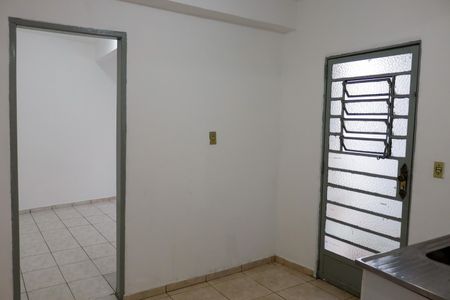 Casa à venda com 50m², 1 quarto e sem vaga Casa à venda com 50m², 1 quarto e sem vagaCozinha