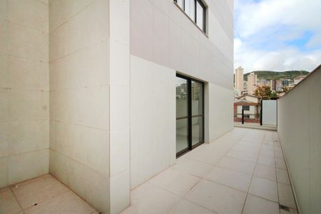 Apartamento à venda com 121m², 2 quartos e 2 vagasVaranda