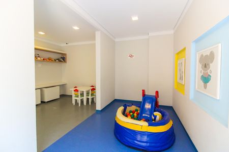 Apartamento para alugar com 32m², 2 quartos e sem vagaÁrea comum