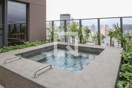 Studio para alugar com 25m², 1 quarto e sem vaga Studio para alugar com 25m², 1 quarto e sem vagaPiscina