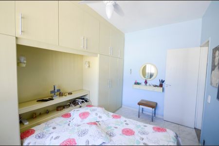 Apartamento à venda com 69m², 2 quartos e 1 vagaQuarto 2
