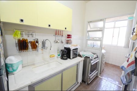 Apartamento à venda com 69m², 2 quartos e 1 vagaCozinha