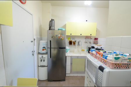 Apartamento à venda com 69m², 2 quartos e 1 vagaCozinha