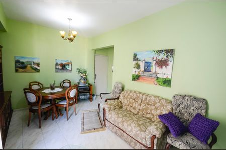 Apartamento à venda com 69m², 2 quartos e 1 vagaSala