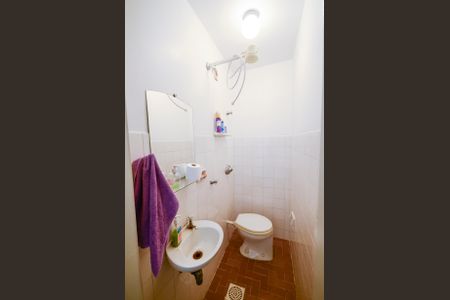 Apartamento à venda com 69m², 2 quartos e 1 vagaBanheiro de Serviço