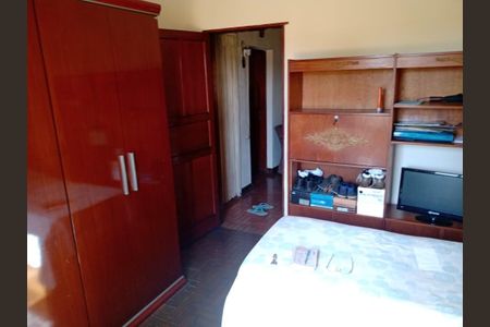 Casa à venda com 98m², 2 quartos e 1 vaga