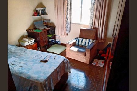 Casa à venda com 98m², 2 quartos e 1 vaga