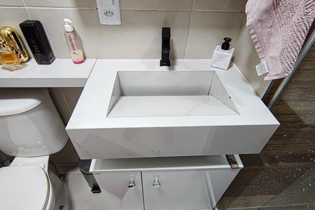 Apartamento à venda com 71m², 3 quartos e 1 vaga Apartamento à venda com 71m², 3 quartos e 1 vagaBanheiro/Suíte