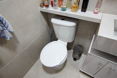 Apartamento à venda com 71m², 3 quartos e 1 vaga Apartamento à venda com 71m², 3 quartos e 1 vagaBanheiro/Suíte