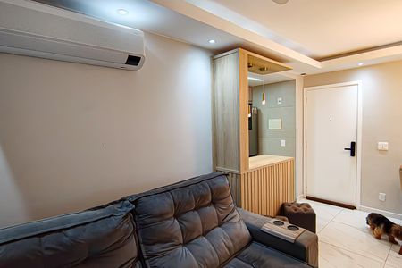 Apartamento à venda com 71m², 3 quartos e 1 vaga Apartamento à venda com 71m², 3 quartos e 1 vagaSala