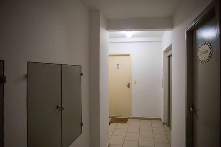 Apartamento à venda com 65m², 2 quartos e 1 vagaHall de entrada