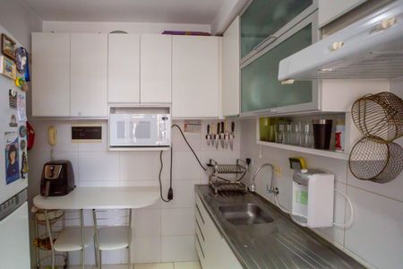 Apartamento à venda com 65m², 2 quartos e 1 vagaCozinha