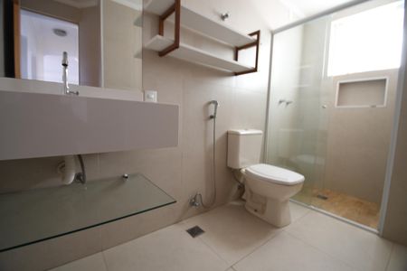 Apartamento à venda com 114m², 2 quartos e 1 vagaBanheiro