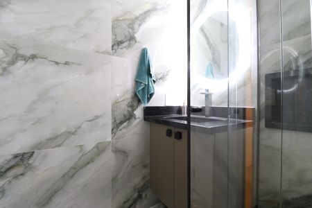 Apartamento à venda com 60m², 2 quartos e 2 vagasBanheiro Social