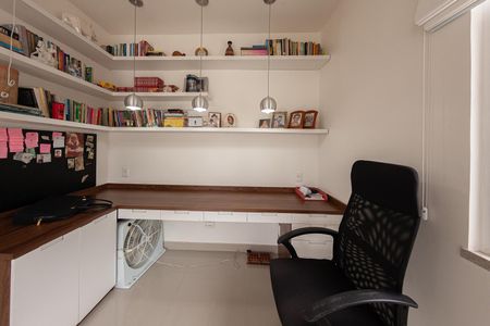 Casa à venda com 312m², 5 quartos e 3 vagas