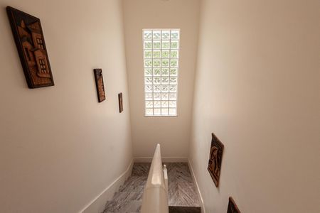 Casa à venda com 312m², 5 quartos e 3 vagas