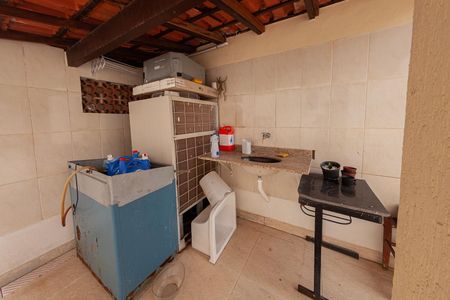 Casa à venda com 312m², 5 quartos e 3 vagas