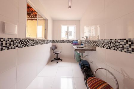 Casa à venda com 312m², 5 quartos e 3 vagas