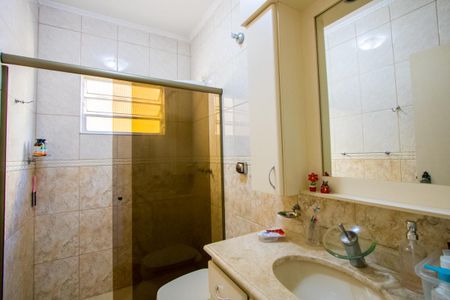 Casa à venda com 160m², 3 quartos e 3 vagasBanheiro social 2