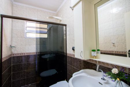 Casa à venda com 160m², 3 quartos e 3 vagasBanheiro social 1