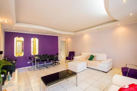 Casa à venda com 160m², 3 quartos e 3 vagasSala