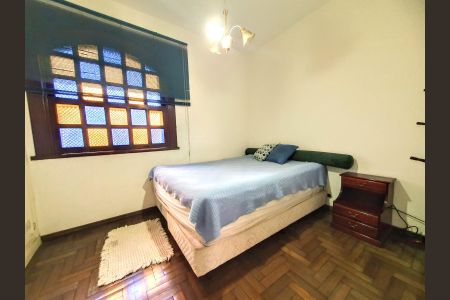 Casa à venda com 403m², 4 quartos e 2 vagasQuarto 1