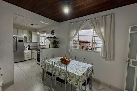 Casa à venda com 360m², 3 quartos e 3 vagasCozinha